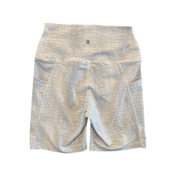 90 Degree by Reflex High Rise Bike Shorts Gray Blue Croc Print Pockets Size M - Picture 3 of 7
